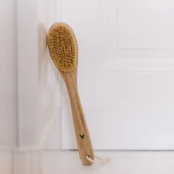 Die moderne Hausfrau Bambus-Badebürste