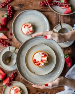 Die moderne Hausfrau Dessertteller-Set, Steinzeug Nebelwald