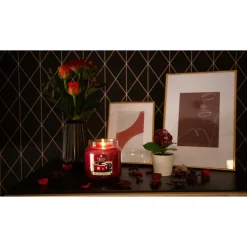 Die moderne Hausfrau Duftkerze, 411g Black Cherry