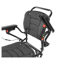 Die moderne Hausfrau Elektrorollstuhl, leicht faltbar AT52326