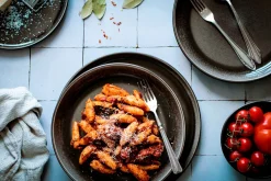 Die moderne Hausfrau Frühstücksset, Steinzeug NIARA Schwarz / Grau