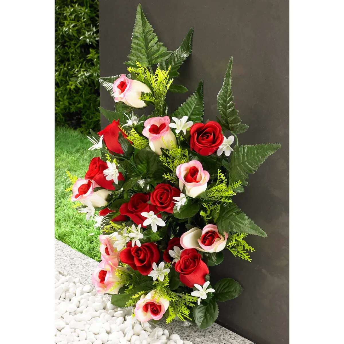 Die moderne Hausfrau Grabschmuck "Rosen"