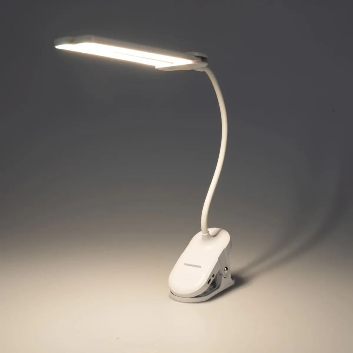 Die moderne Hausfrau Klemmleuchte "Flexi"