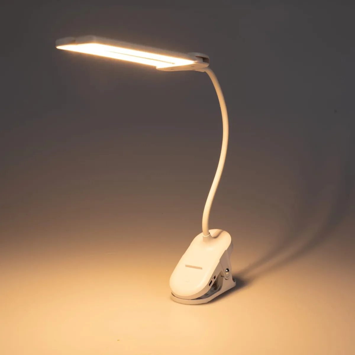 Die moderne Hausfrau Klemmleuchte "Flexi"