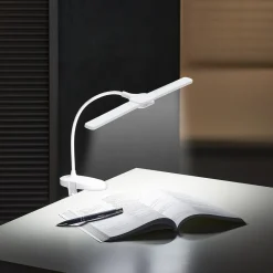 Die moderne Hausfrau Klemmleuchte