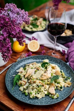 Die moderne Hausfrau Kombiservice, Steinzeug Filippa Schwarz