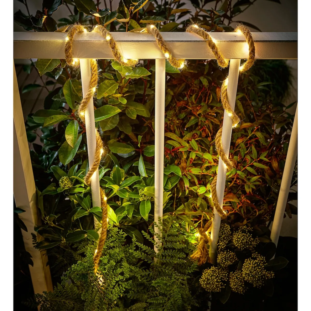 Die moderne Hausfrau LED-Solar-Seil