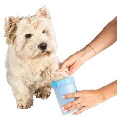 Die moderne Hausfrau Pfotenreiniger