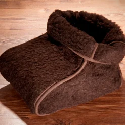 Die moderne Hausfrau Schurwoll-Fußsack braun