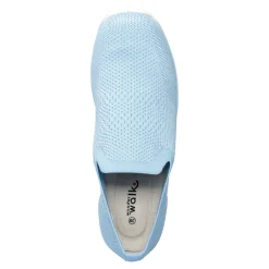 Damen Die moderne Hausfrau Slipper mit Keilabsatz „Federleicht“ blau