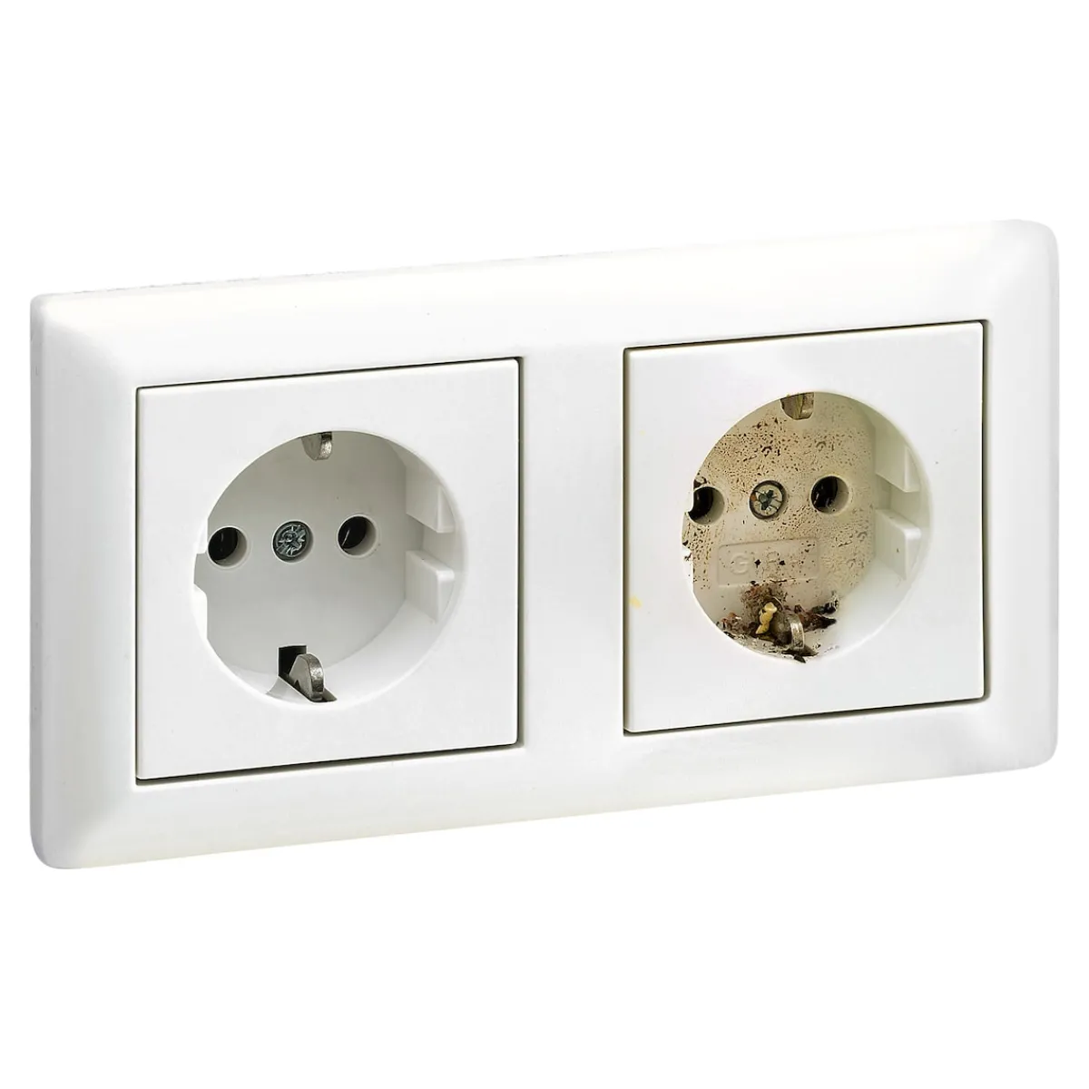 Die moderne Hausfrau Steckdosen-Bürste