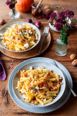 Die moderne Hausfrau Tafelservice, Steinzeug TIEFER SEE Grau / Weiß