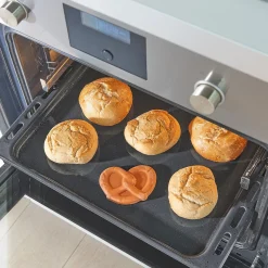 Die moderne Hausfrau Terrakotta-Backhilfe "Brezel"