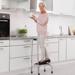 Die moderne Hausfrau Trittstufe mit Haltebügel
