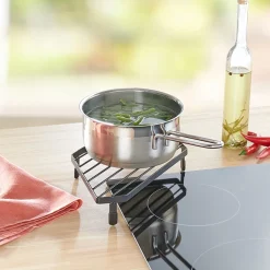 Die moderne Hausfrau Untersetzer "Abkühl-Platz"