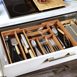 Die moderne Hausfrau Variabler Bambus-Besteckkasten